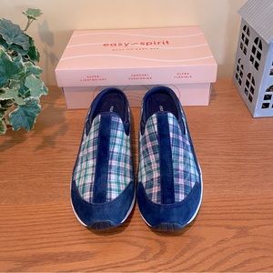 New Easy Spirit Traveltime Shoes.